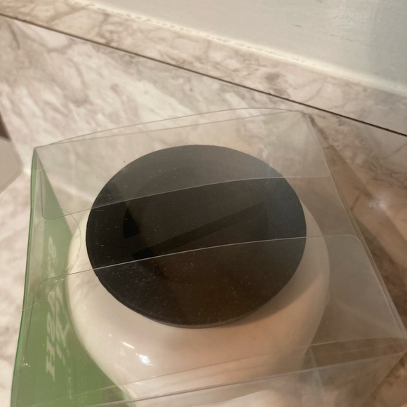 Storage Jar - Picture 8 of 8